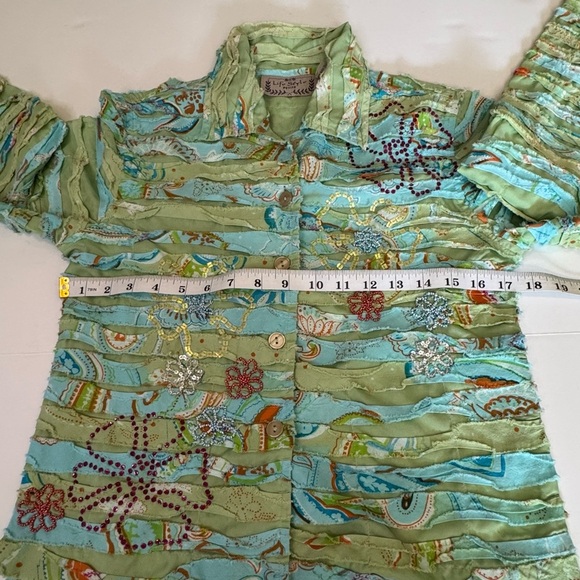 Life Style Petite Women's Green Jacket with button closure - Picture 5 of 11